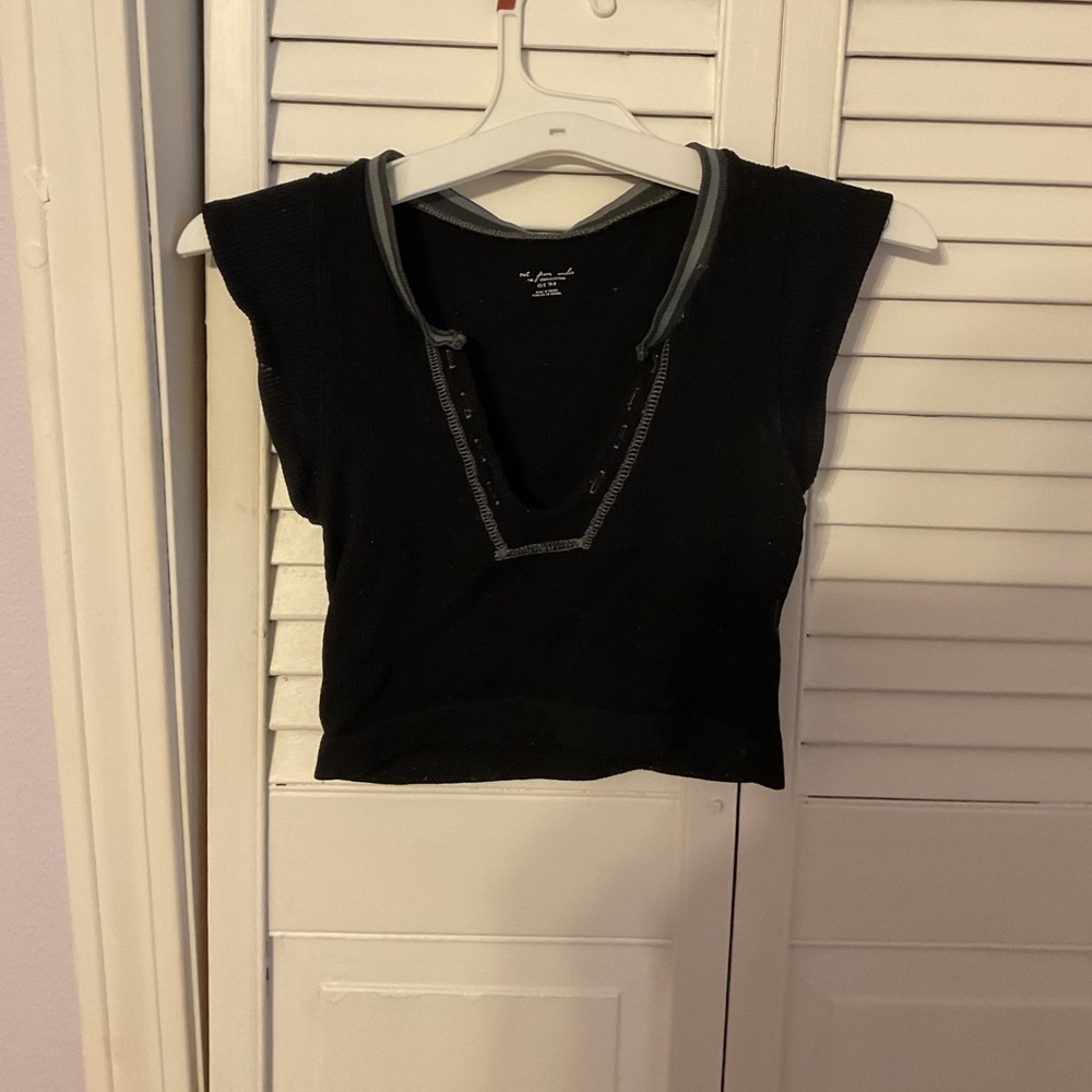 Black urban go for gold top